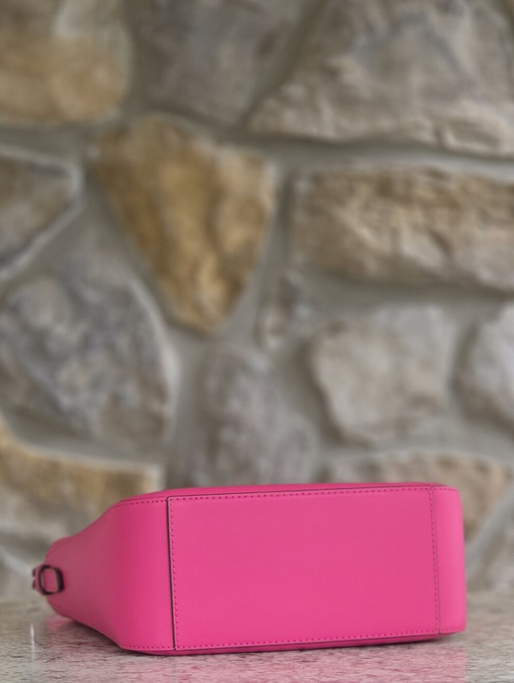 Michael Kors Lyra Small Pink Bucket Shoulder Bag - Picture 4 of 9